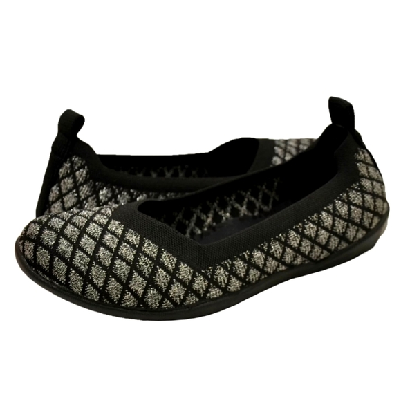 B M Bernie Mev New York Women's Milla - A New Version Of Traditional